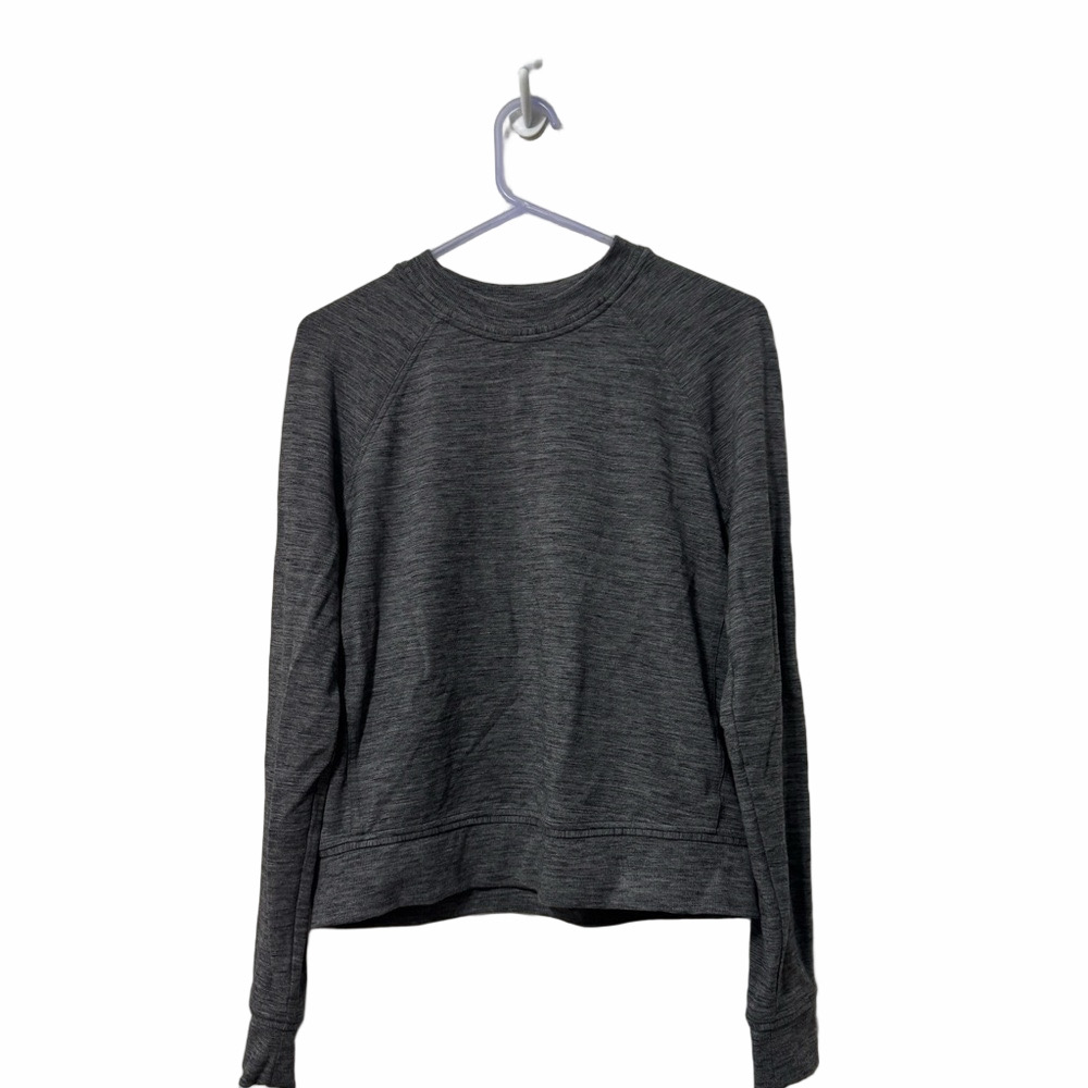 Lululemon close comfort crewneck size 6 euc